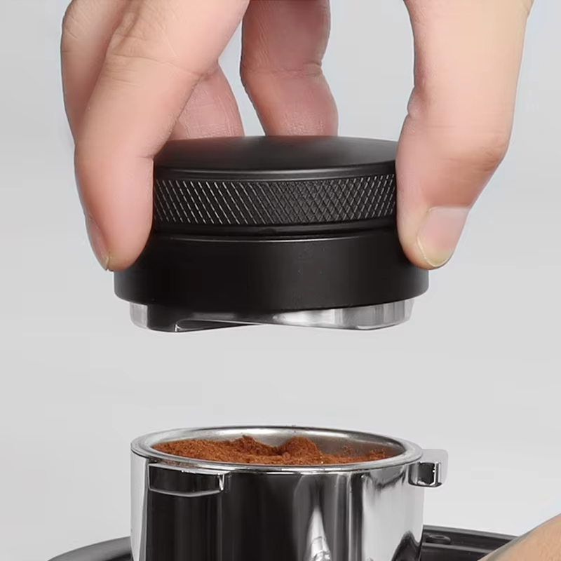 Coffee Tamper Leveler - コーヒーディストリビューター エスプレッソ分配ツール/レベラー 3つの角度調整可能なスロープ付き パームタンパー 51/53/58mmポルタフィルター対応