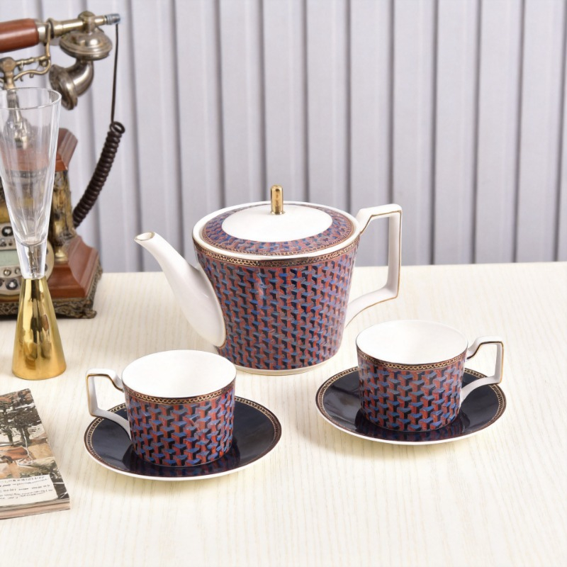 Coffee Tea Love - ビザンチンコレクション シンプルホーム ボーンチャイナ アフタヌーンティーポットセット 高級コーヒー フラワーティーカップ＆ソーサー