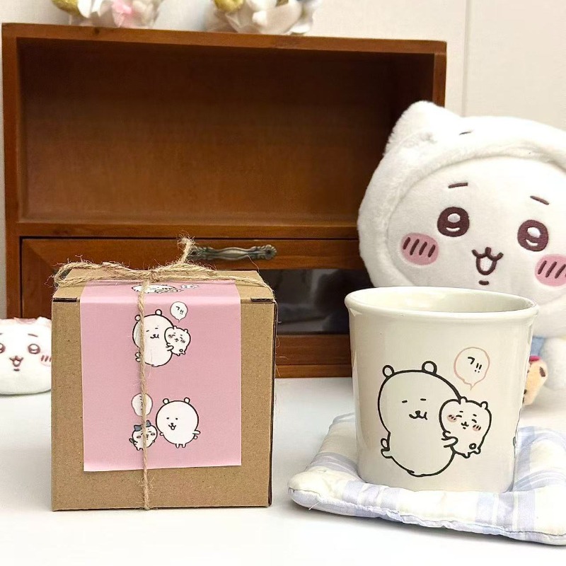 アニメちいかわジョークベア セラミックマグ ギフトボックス  - Coffee Tea Flask のレビューと価格