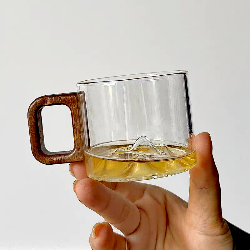 小さな容量のクルミの木製ハンドルガラスコーヒーマグ、北欧のコ - Coffee Tea Flask のレビューと価格