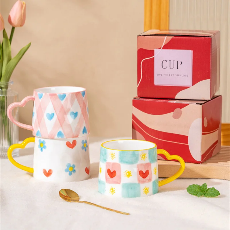 ハート型のセラミックマグ,手描き,クリエイティブなコーヒーカ - Coffee Tea Love のレビューと価格