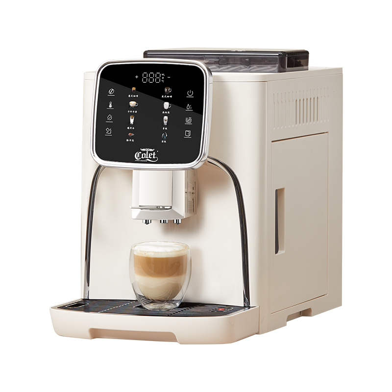 6種類のコーヒードリンクをワンタッチで作る全自動コーヒーメー - Coffee & Tea Restaurant のレビューと価格