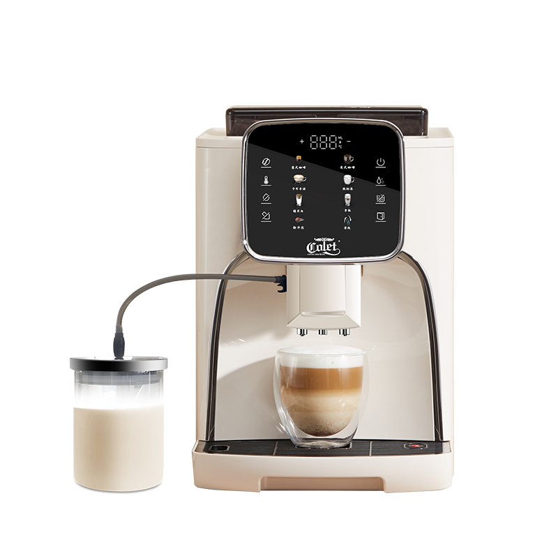 6種類のコーヒードリンクをワンタッチで作る全自動コーヒーメー - Coffee & Tea Restaurant のレビューと価格
