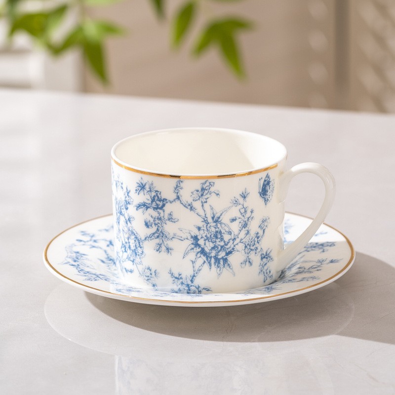 新しいヨーロッパ製ボーンチャイナコーヒーカップとプレートセッ - Coffee Tea Love のレビューと価格